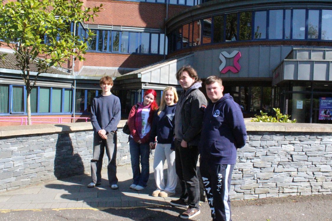 A group of students outside SERC Bangor Campus